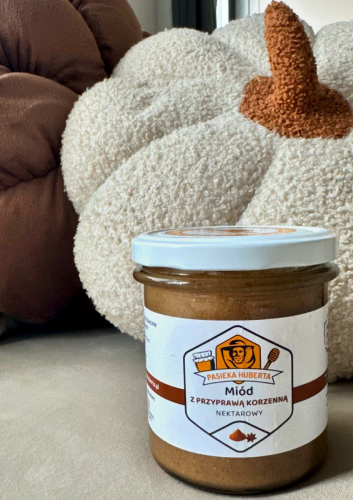 Miód kremowany z przyprawą korzenną 400g